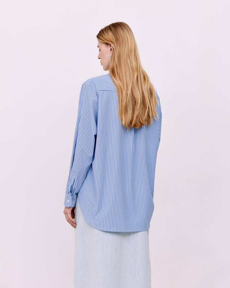 Shirt - Milky with a blue stripe